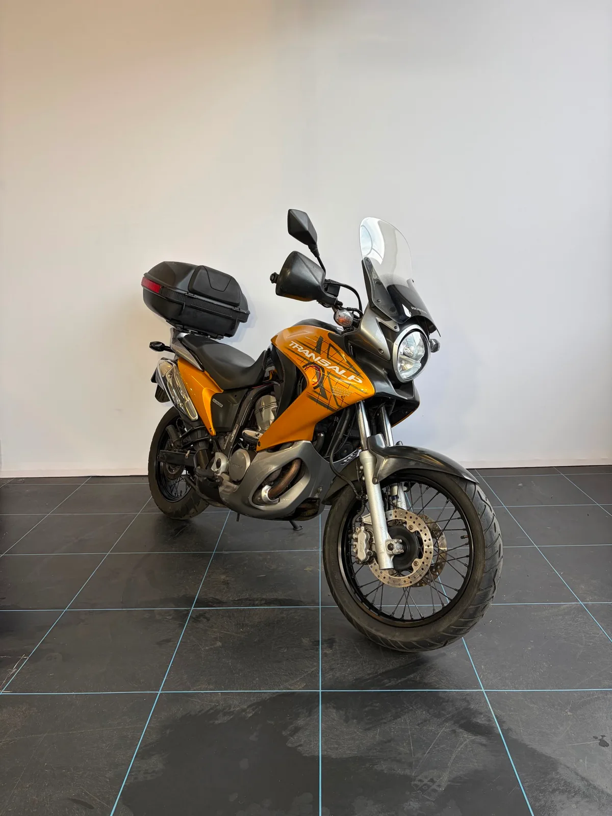 Honda Xl 700 v transalp (2009) — foto 1