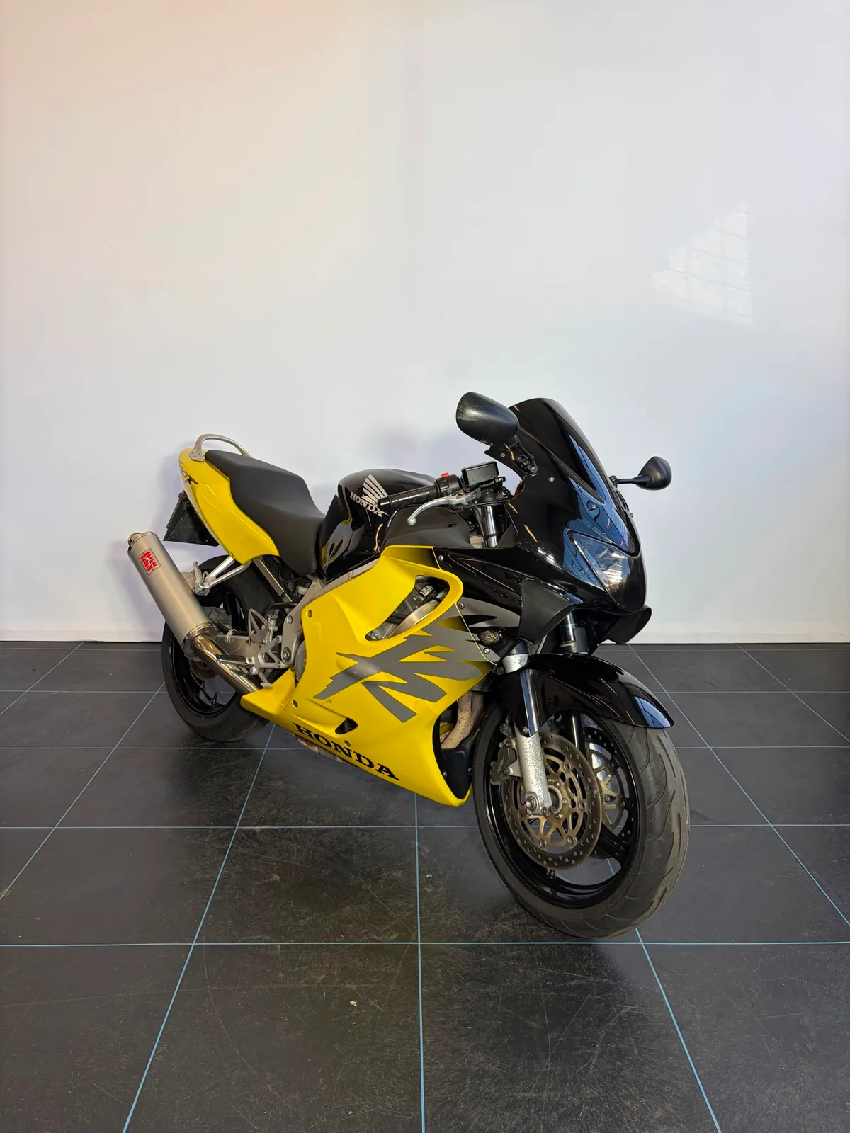 Honda CBR600F (2000) — foto 1