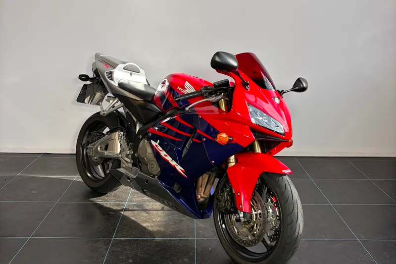 Honda CBR600RR (2005)