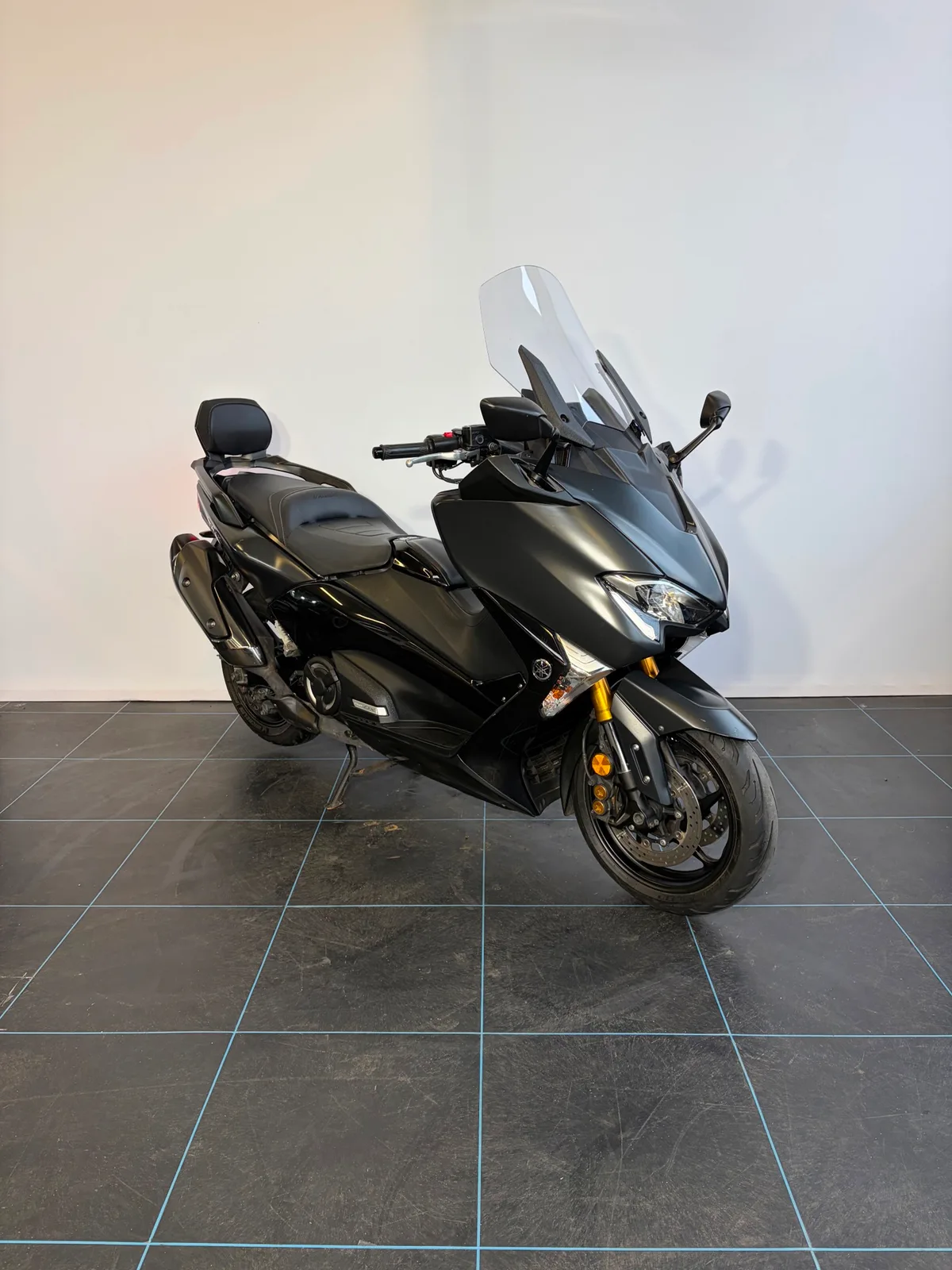 Yamaha TMAX (2018) — foto 1