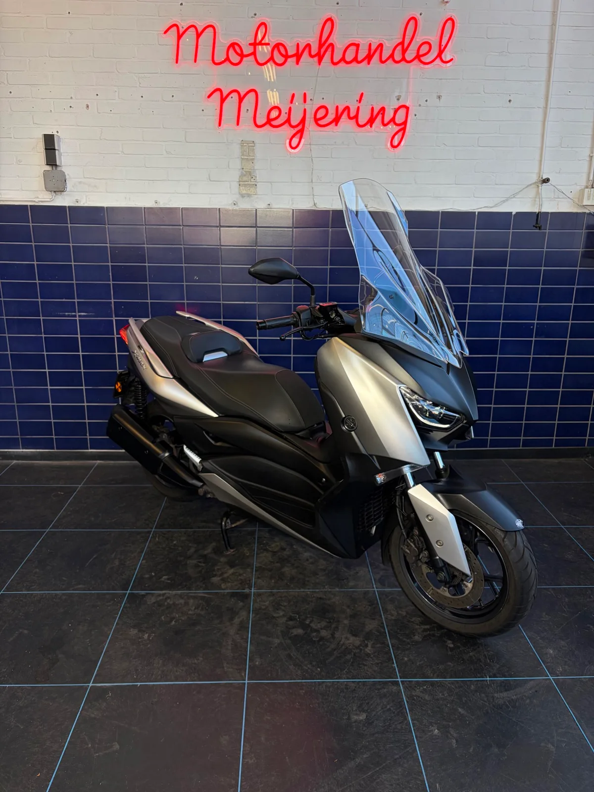 Yamaha X-MAX 300 (2018) — foto 1