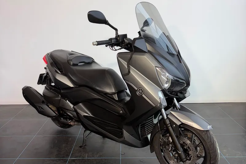 Yamaha Scooter 400 X-Max (2015)