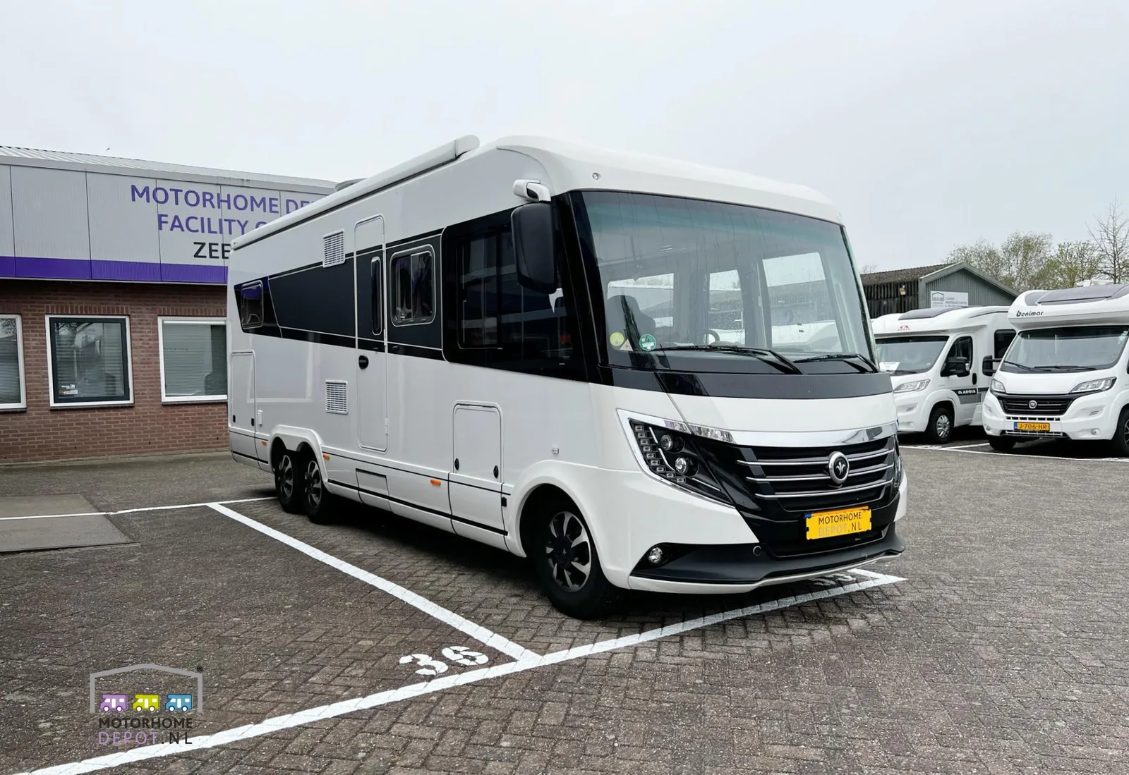 Niesmann+Bischoff Arto (2018) — foto 1