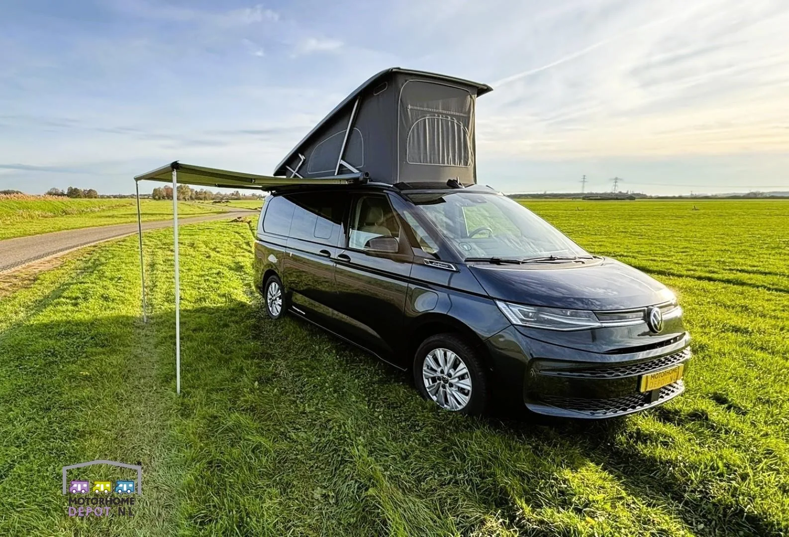 Volkswagen California (2025) — foto 1