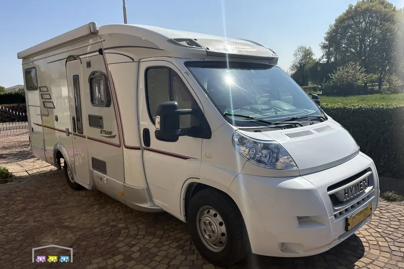 Hymer T 674 (2008)