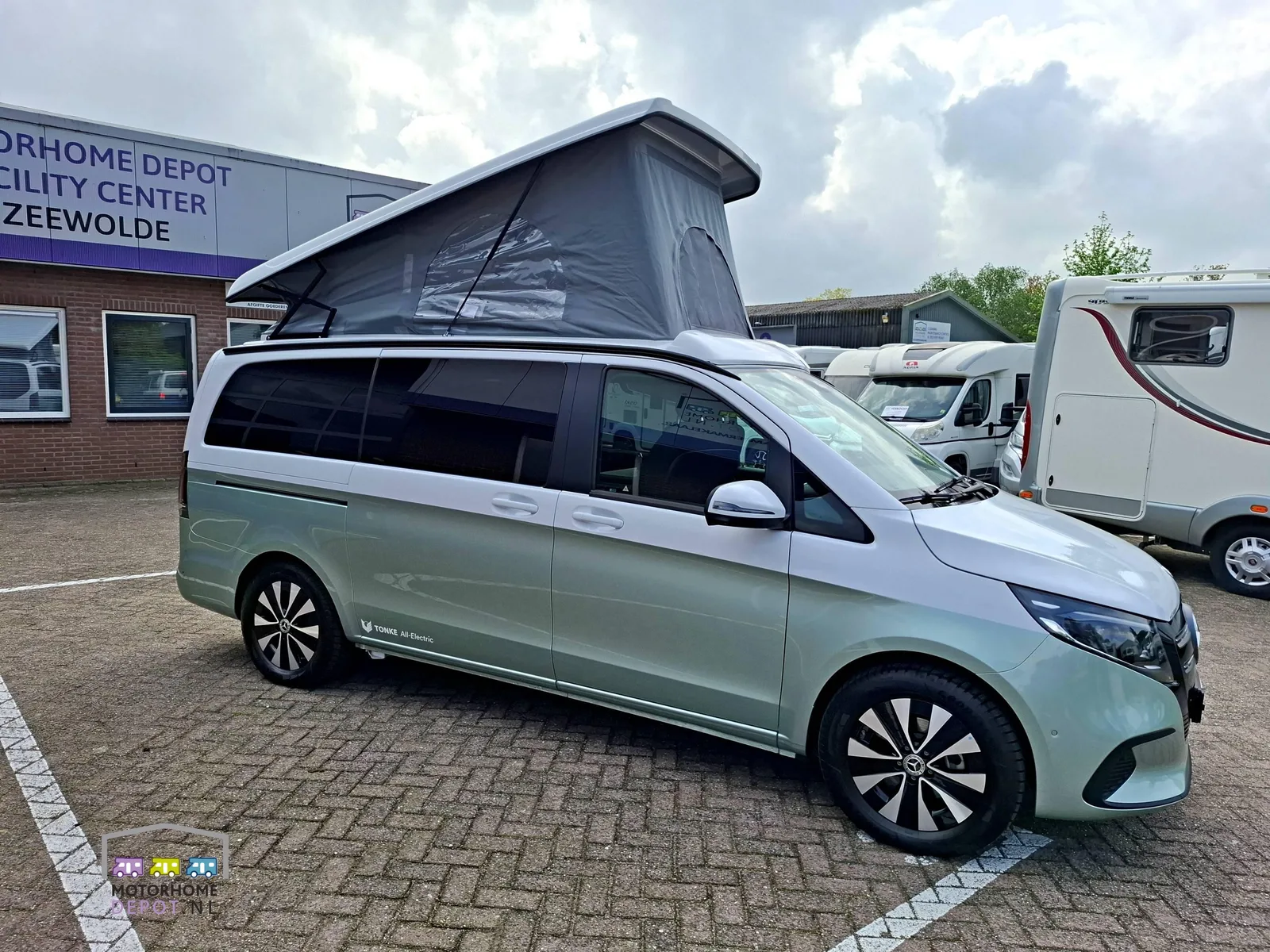 Mercedes-Benz EQV (2025) — foto 1