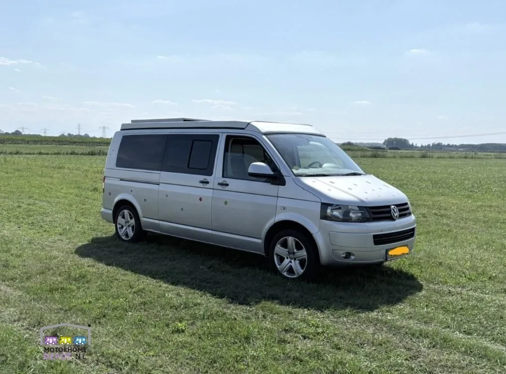 Volkswagen Transporter (2010) — foto 1