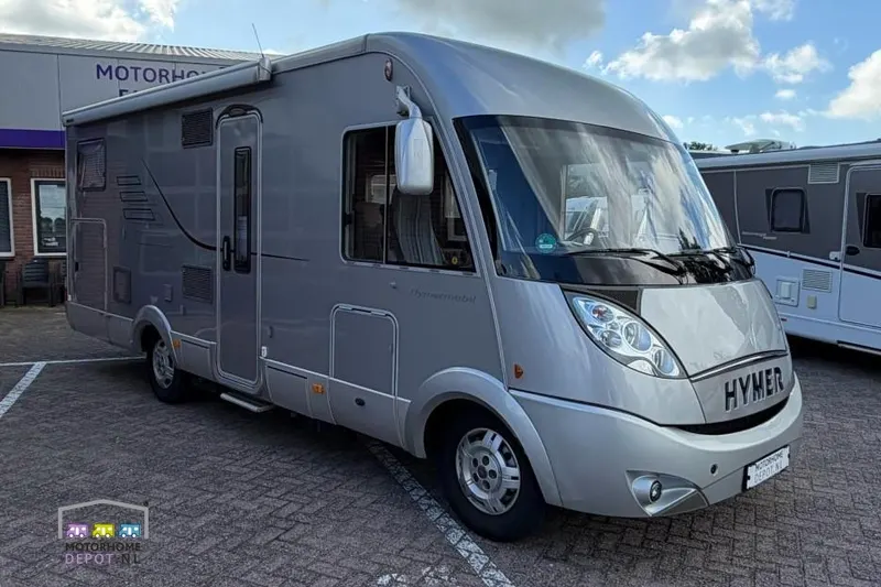 Hymer B 694 (2010)