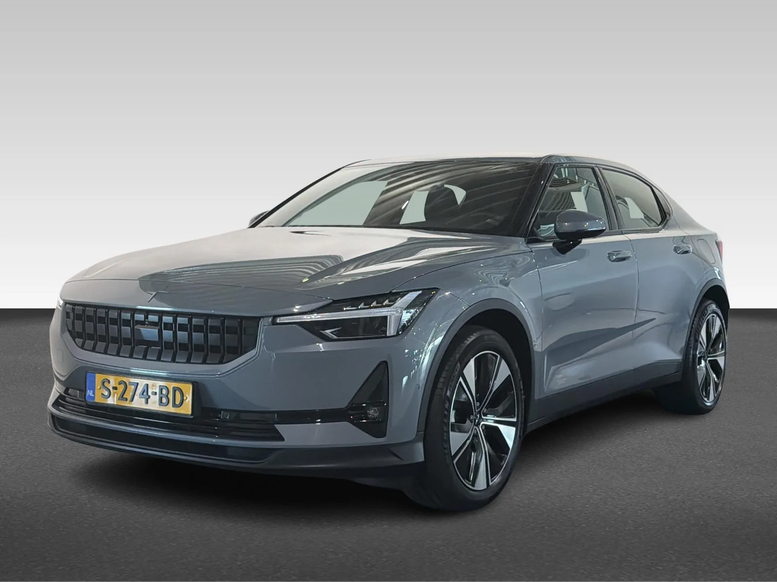 Polestar 2 (2022) — foto 1