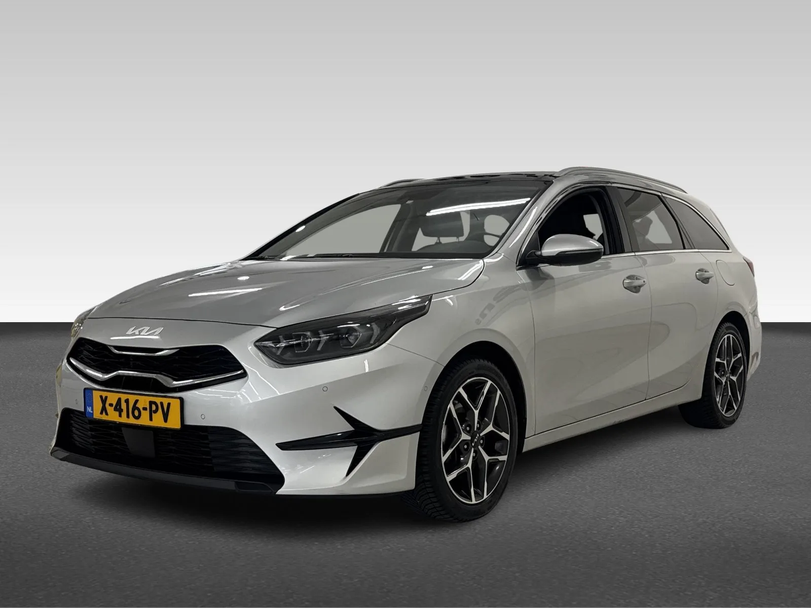 Kia Ceed (2024) — foto 1