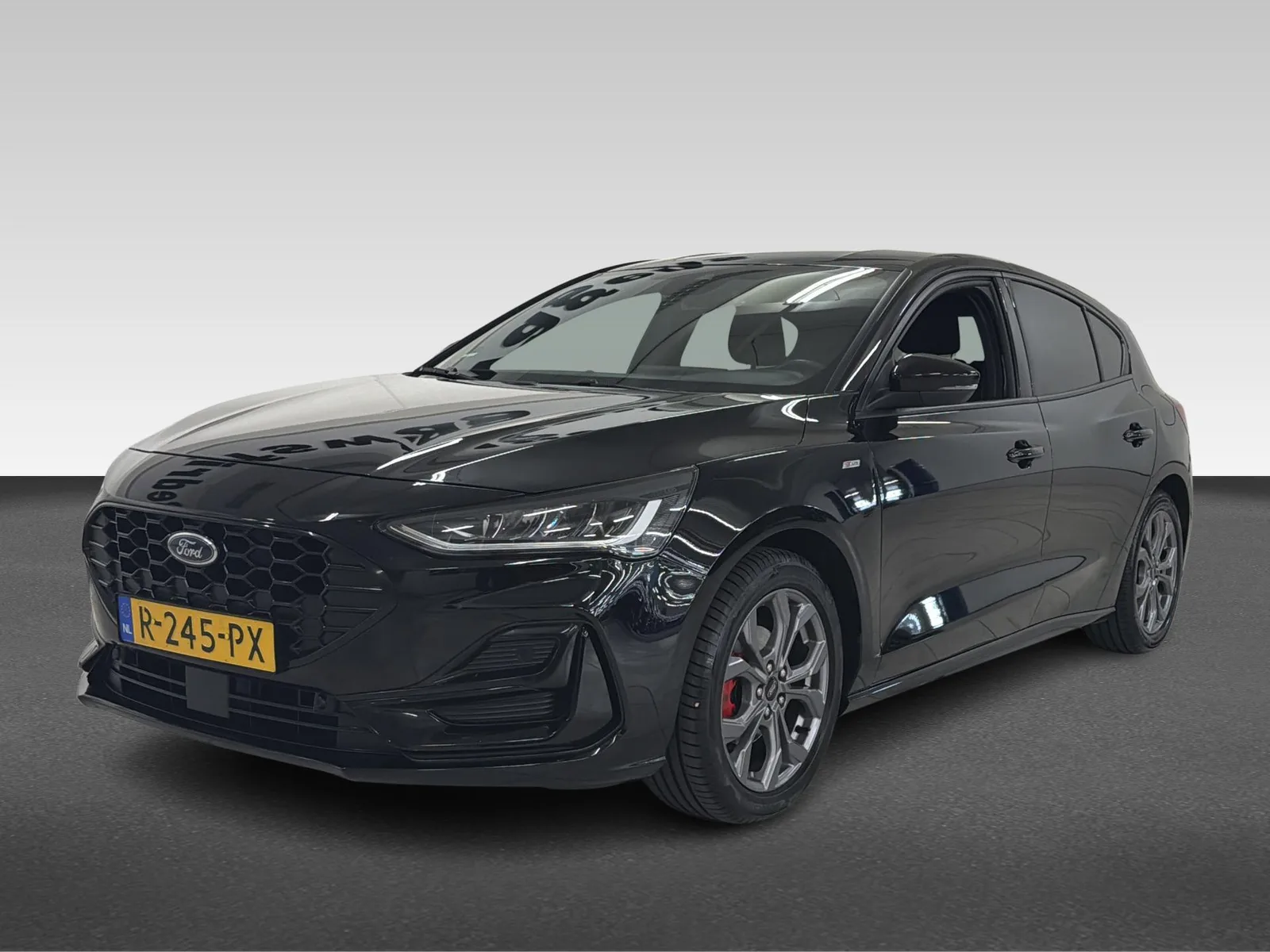 Ford Focus (2022) — foto 1