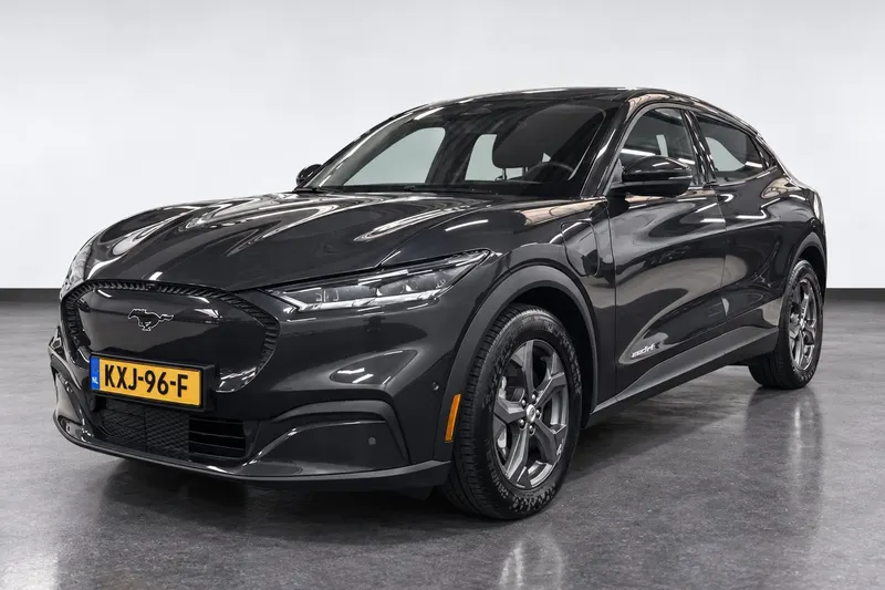Ford Mustang Mach-E (2022)