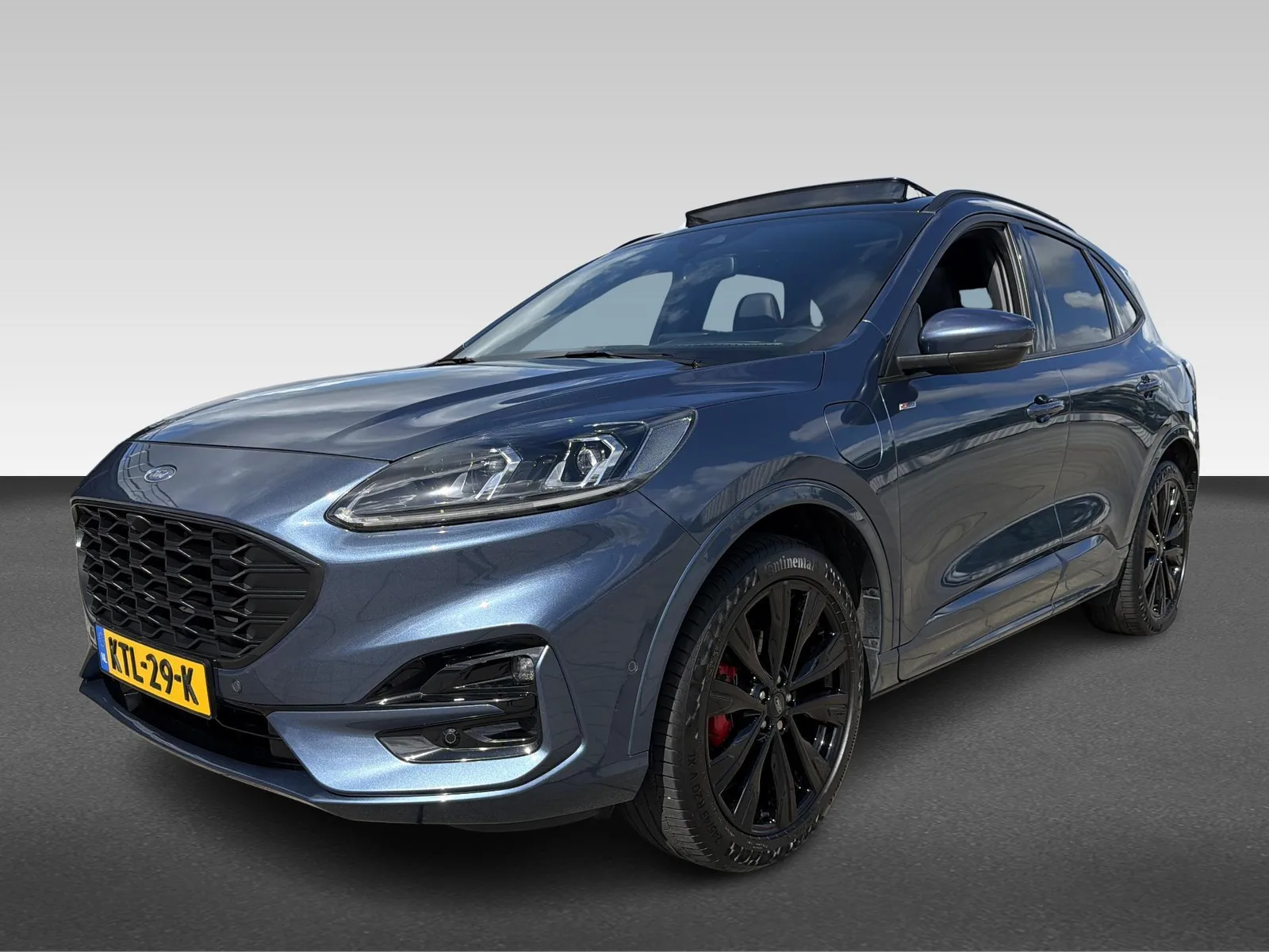 Ford Kuga (2022) — foto 1