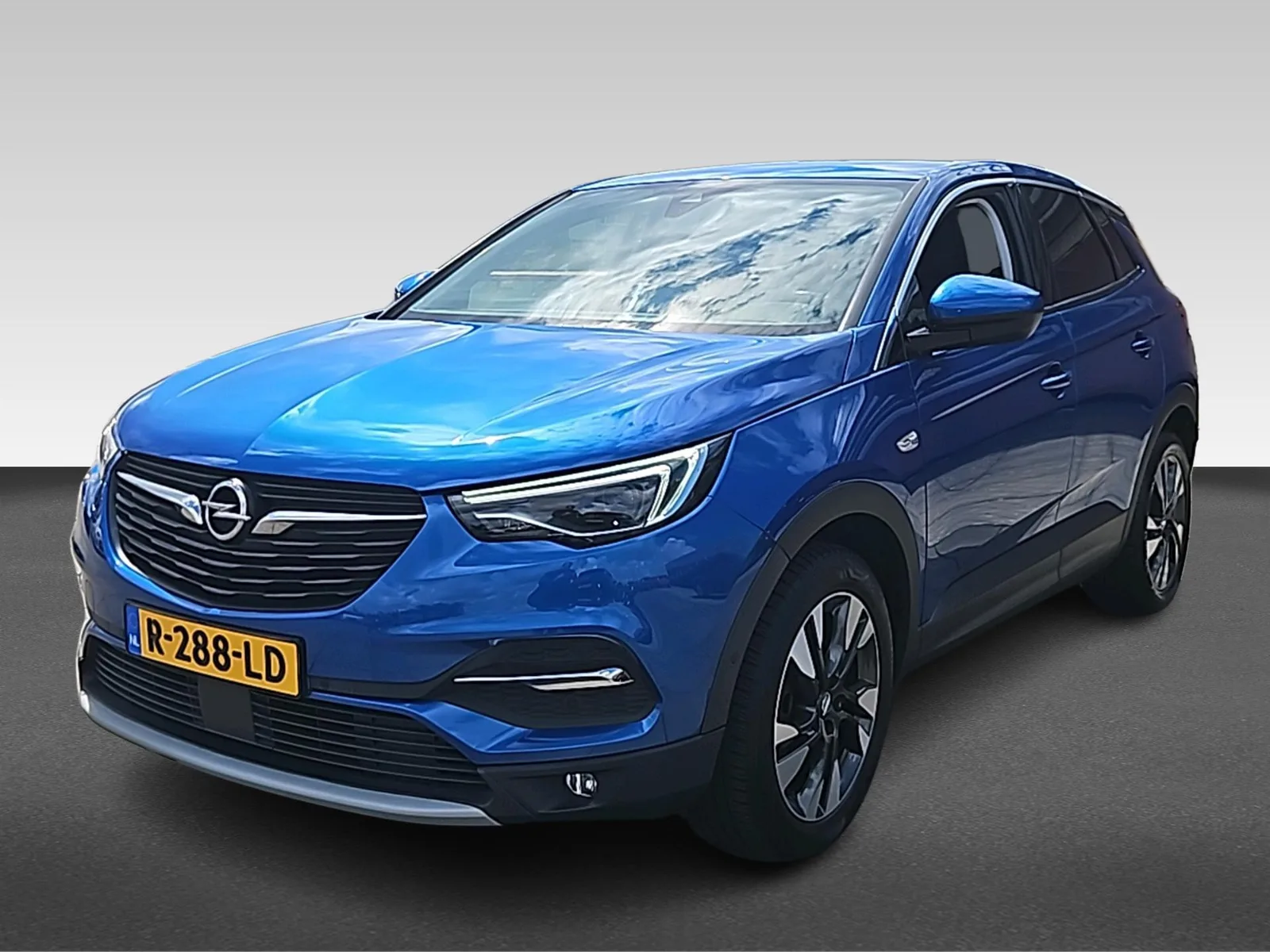 Opel Grandland (2018) — foto 1