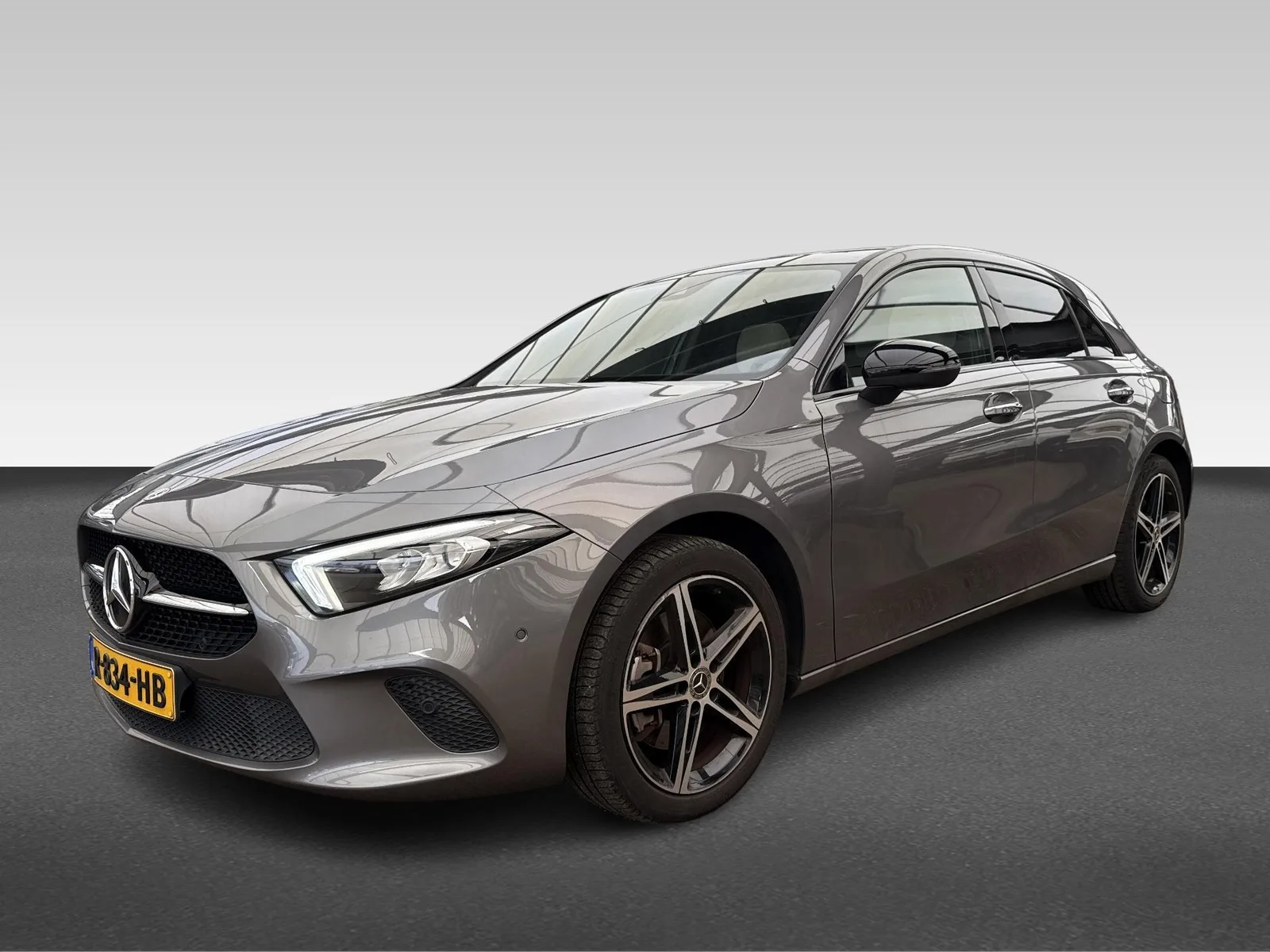 Mercedes-Benz A-Klasse (2022) — foto 1