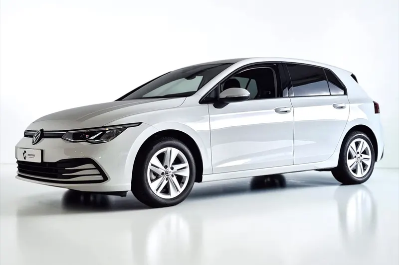 Volkswagen Golf (2023)