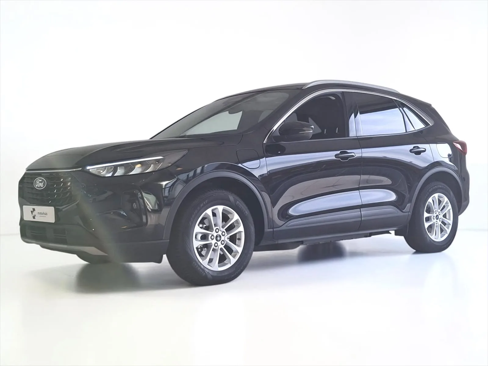 Ford Kuga (2024) — foto 1