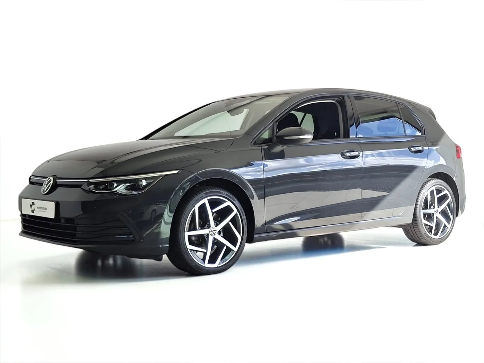 Volkswagen Golf (2020) — foto 1