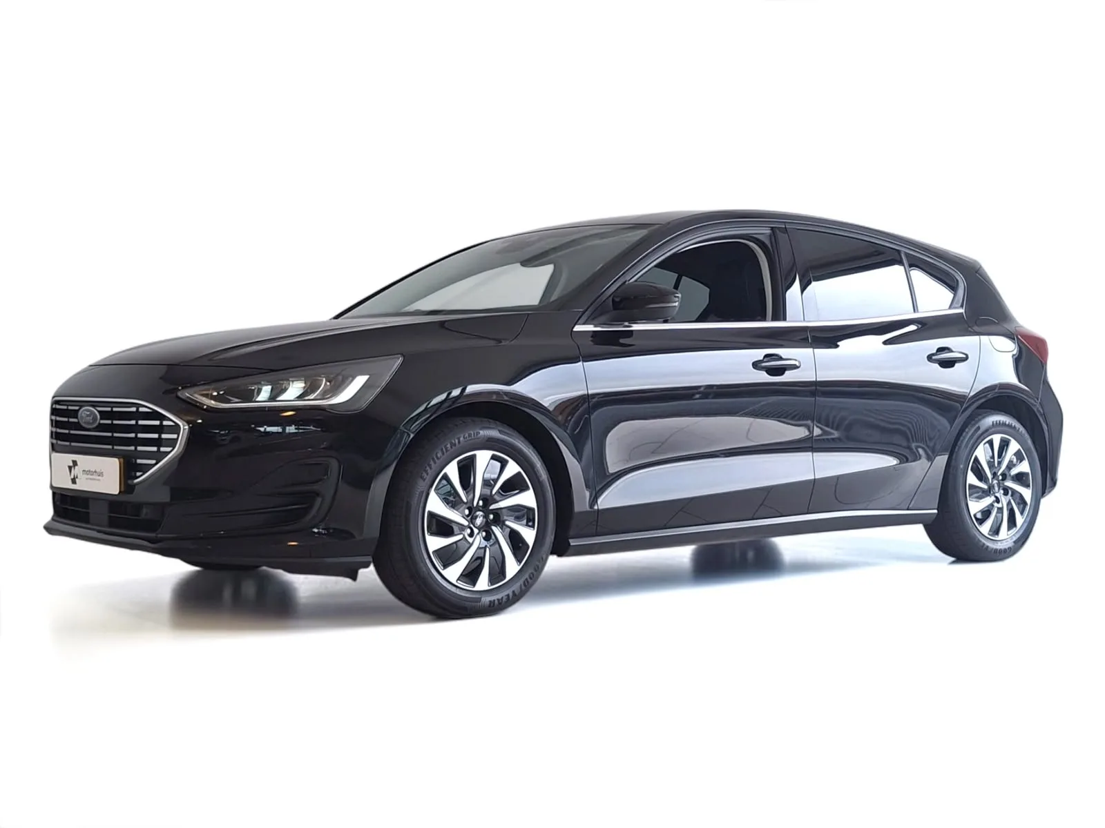 Ford Focus (2022) — foto 1