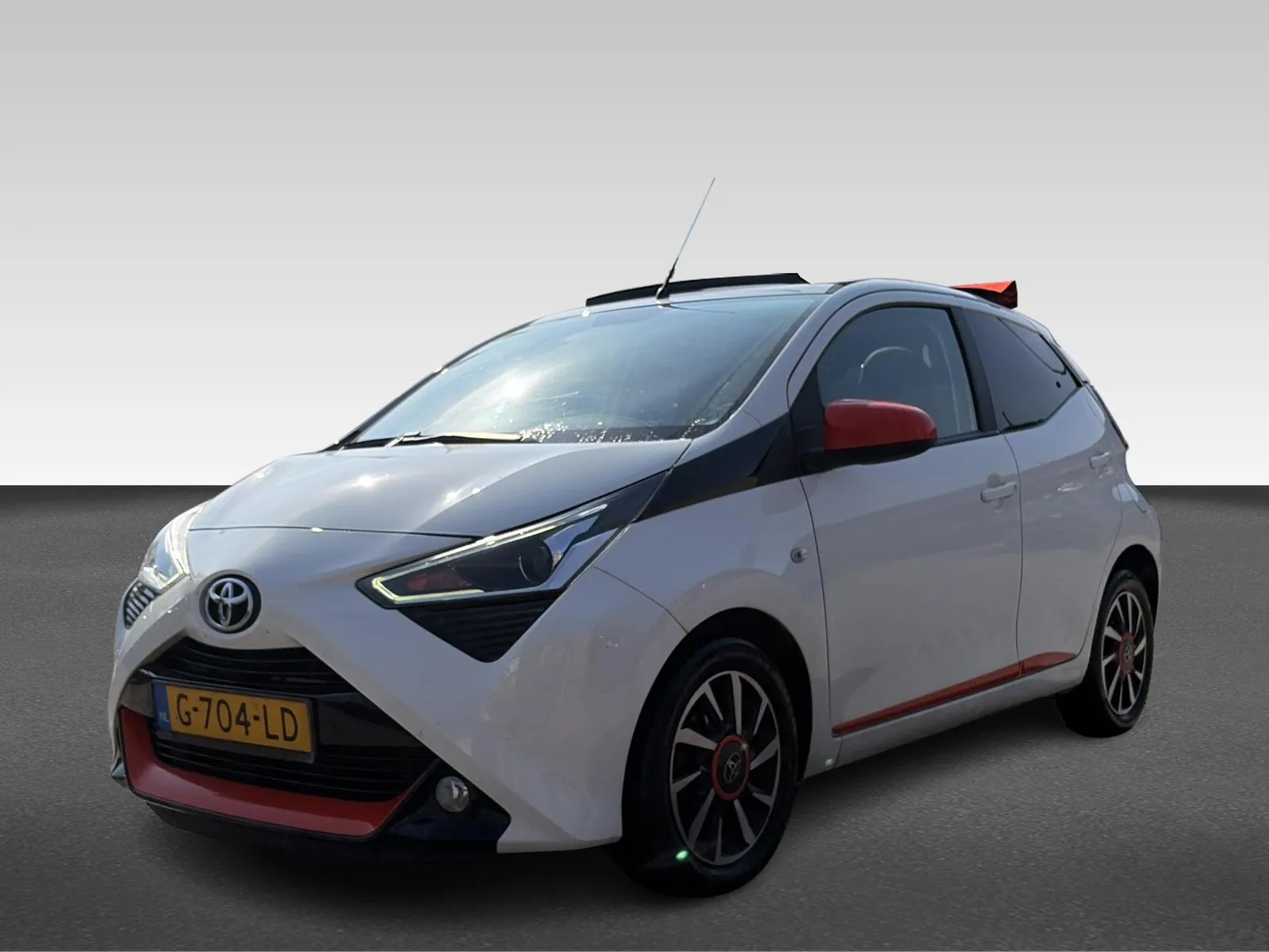Toyota Aygo (2019) — foto 1