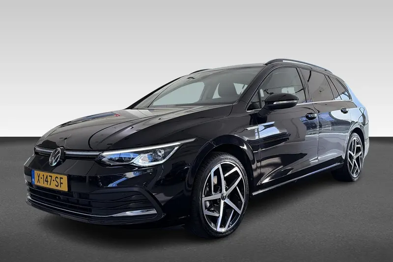 Volkswagen Golf (2024)