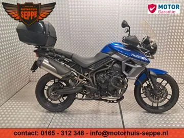 Triumph Tiger 800 (2015) — foto 1