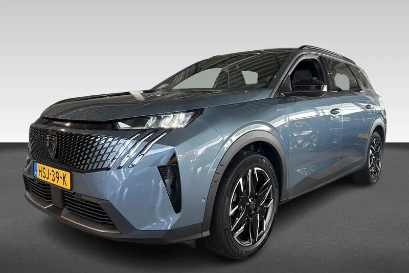 Peugeot 5008 (2025)