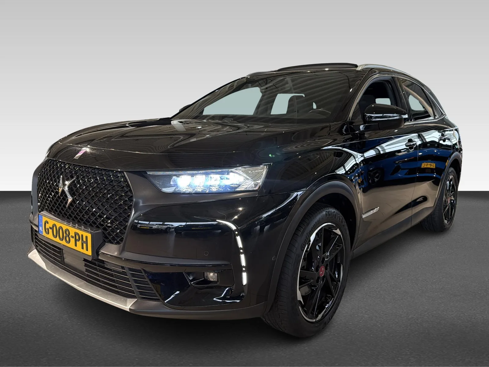 DS 7 (2019) — foto 1