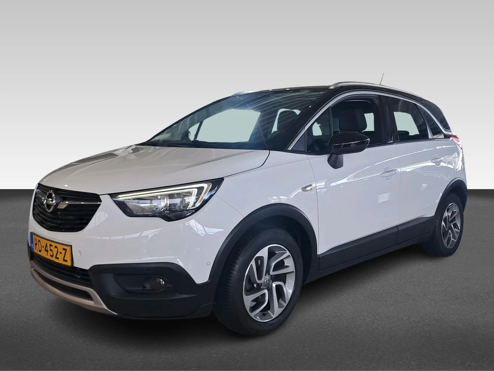 Opel Crossland X (2017) — foto 1