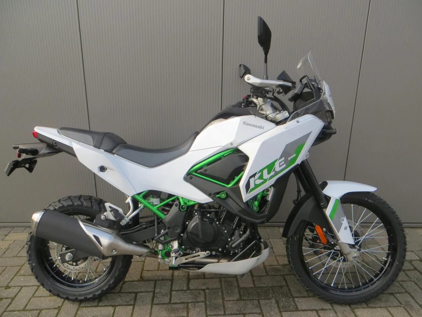 Kawasaki KLE 500 (2026) — foto 1