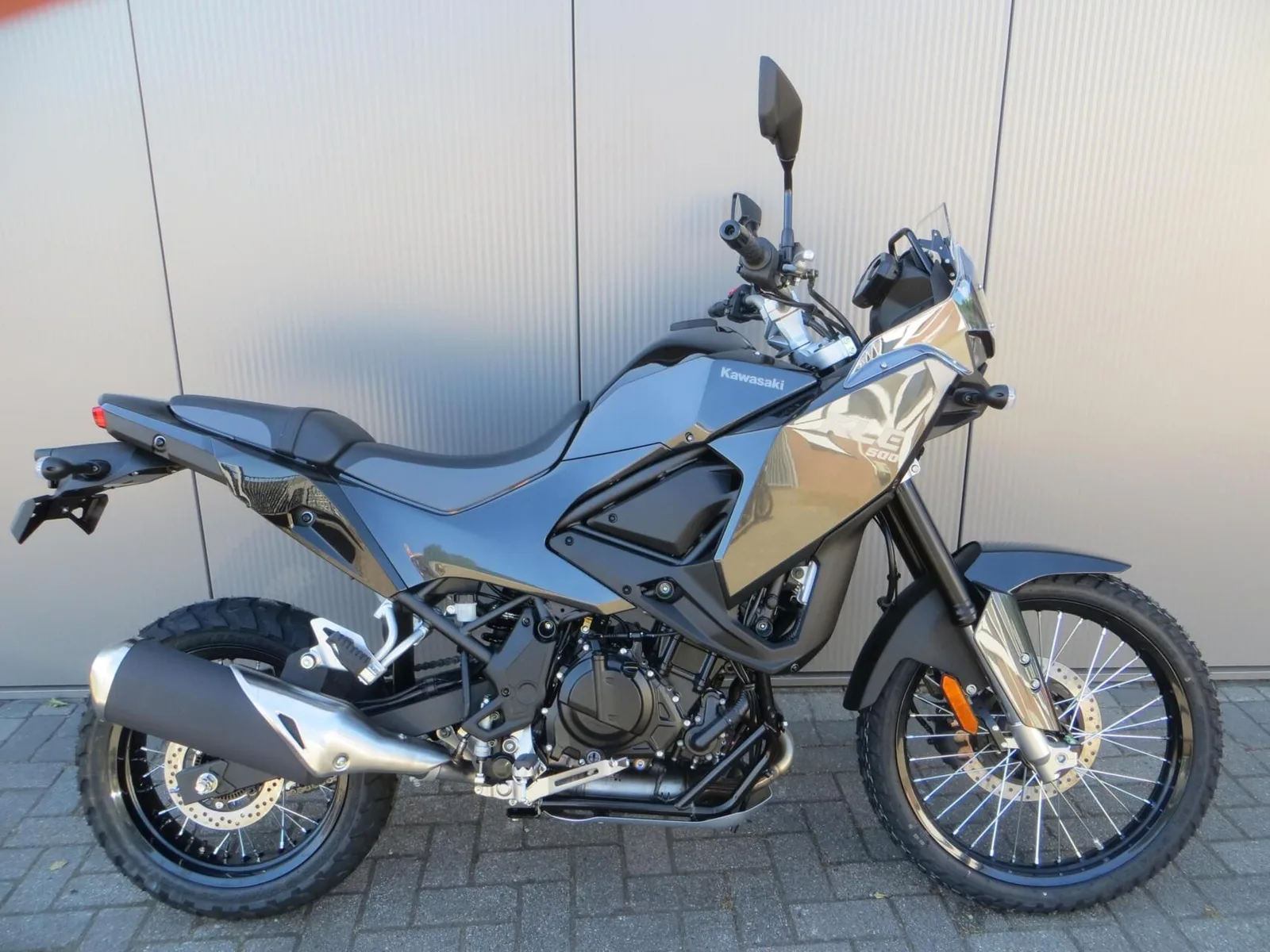Kawasaki KLE 500 (2026) — foto 1