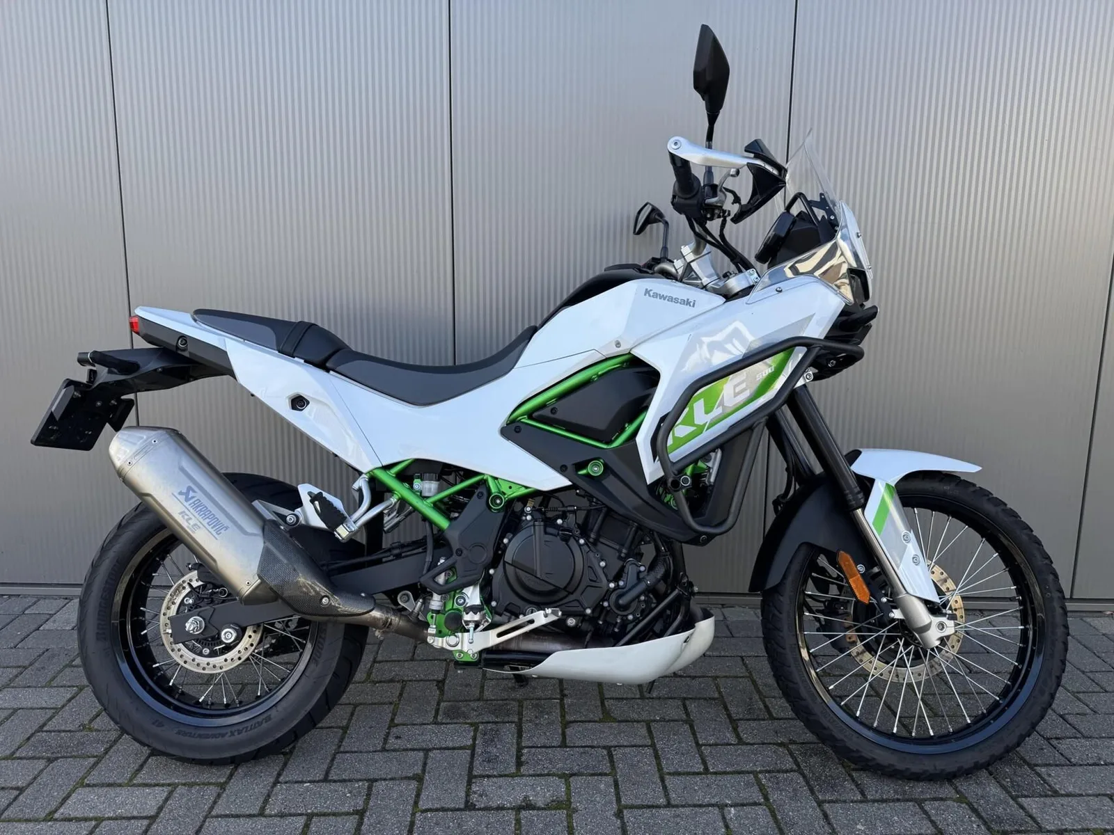 Kawasaki KLE500 SE (2026) — foto 1