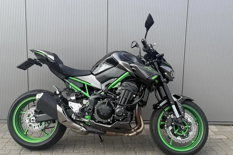 Kawasaki Z900 (2024)