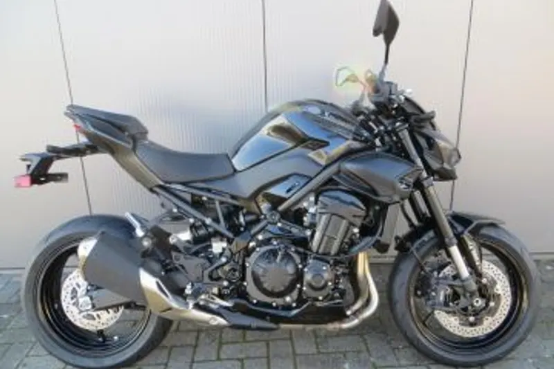 Kawasaki Z900 (2026)