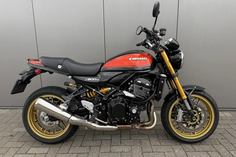Kawasaki Z 900 RS SE (2026)