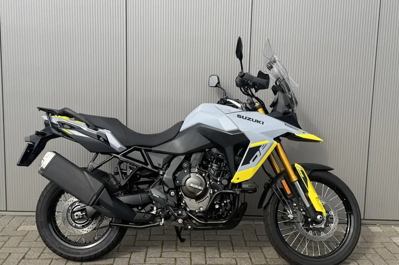 Suzuki 800 V-Strom DE Touring (2024)