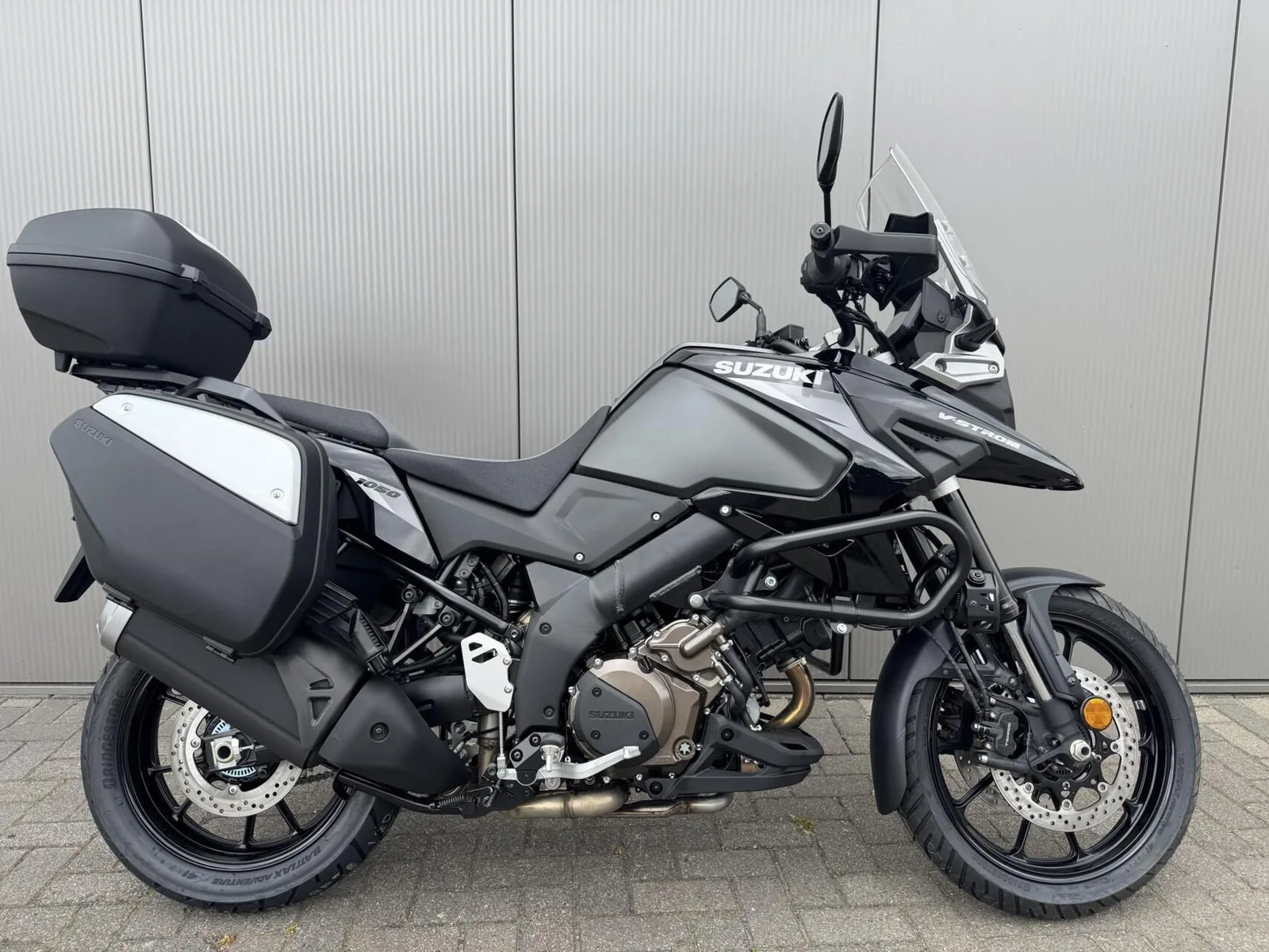 Suzuki DL 1050 V Strom (2026) — foto 1