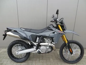 Suzuki DR Z4S (2026) — foto 1