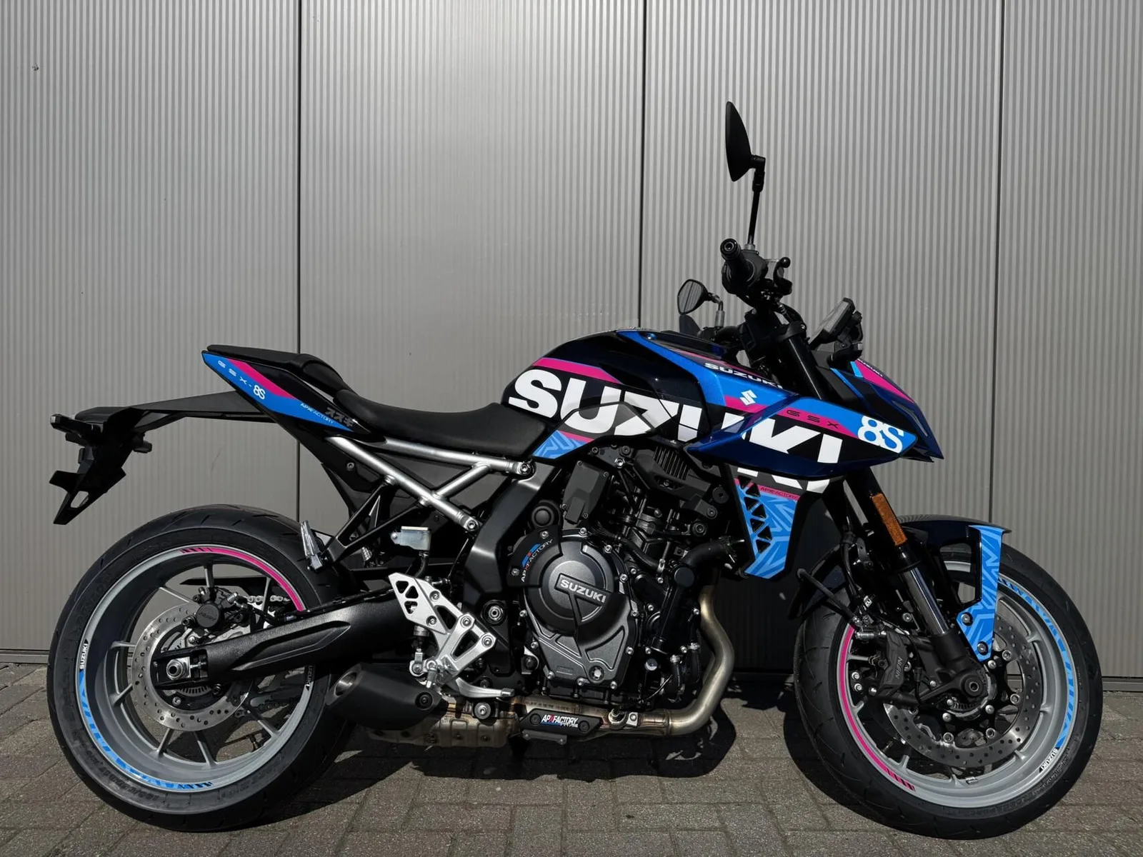 Suzuki GSX-8S (2026) — foto 1