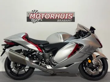 Suzuki GSX 1300R Hayabusa (2023) — foto 1