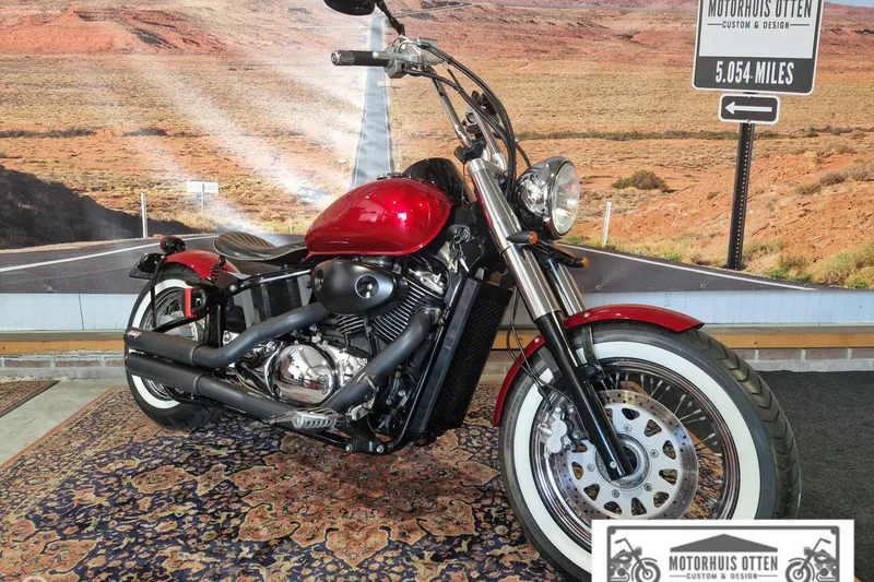Suzuki VL 800 Intruder Volusia (2002)