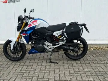 BMW F 900 R (2023) — foto 1