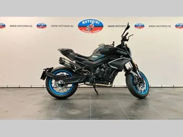 CFMoto 800NK (2026) — foto 1
