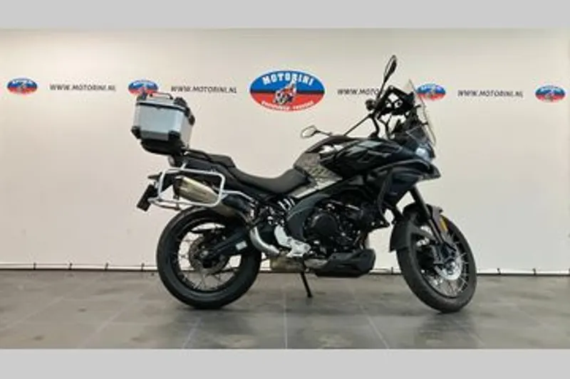 CFMoto 700 MT (2026)
