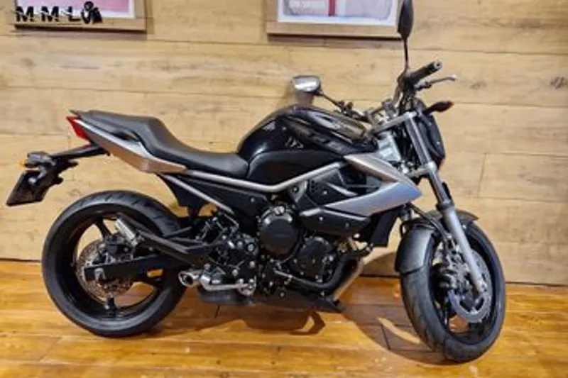 Yamaha XJ6 (2010)
