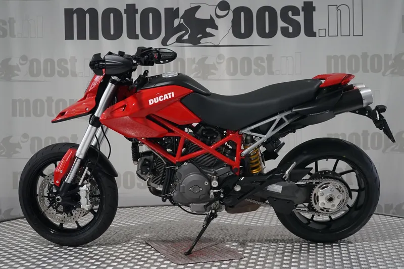 Ducati Hypermotard 796 (2010)