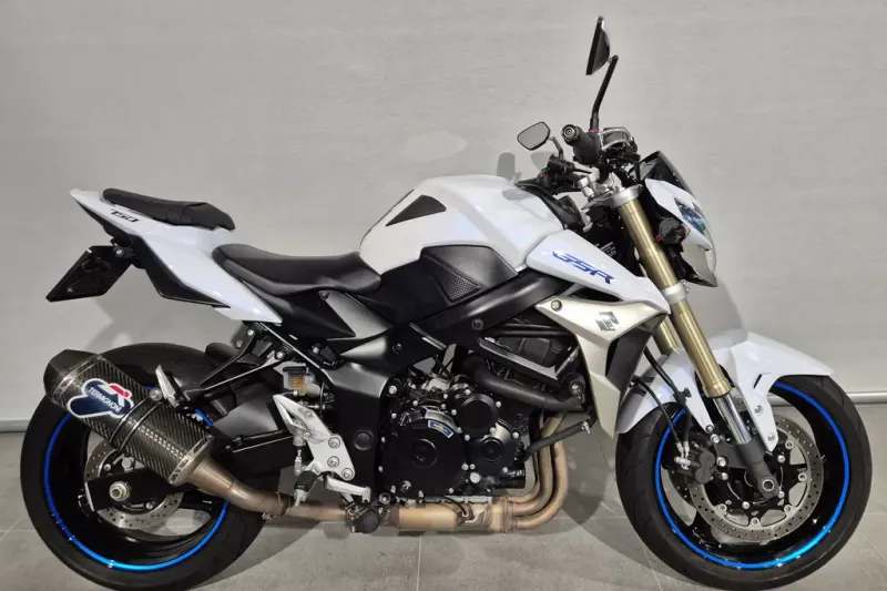 Suzuki GSR 750 (2016)