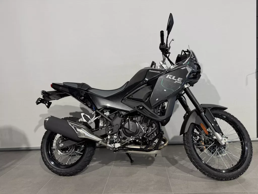 Kawasaki KLE 500 (2026) — foto 1
