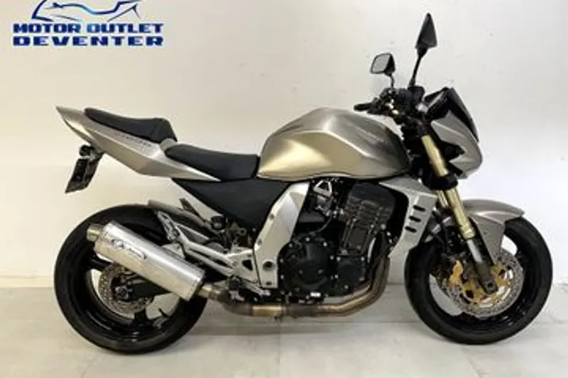 Kawasaki Z1000 (2005)