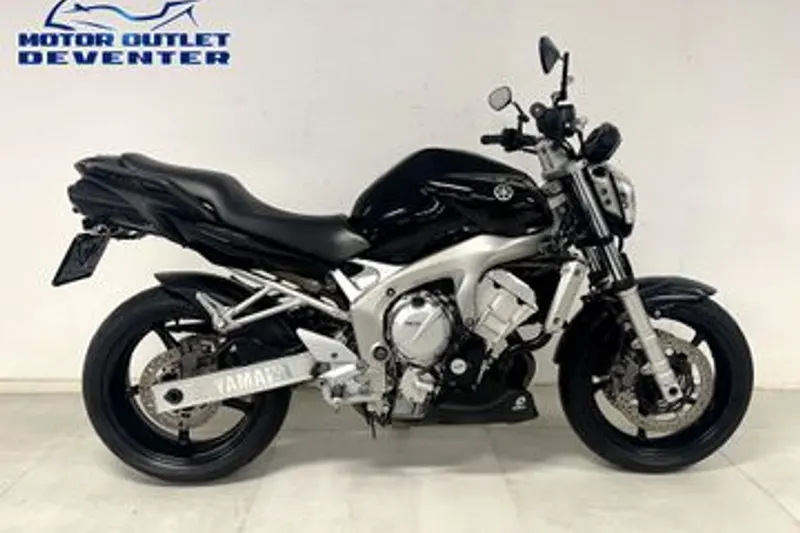 Yamaha FZ 6S Fazer (2005)